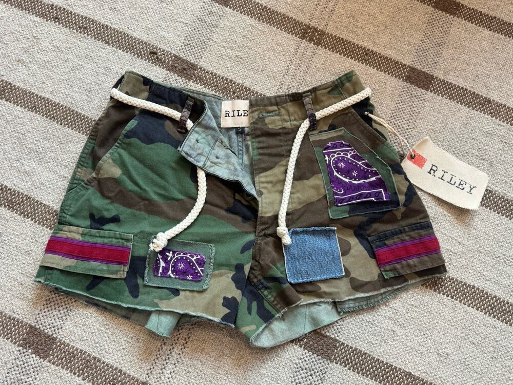 Riley Vintage Repurposed Army Fatigue Camo Shorts Crop Women’s Small